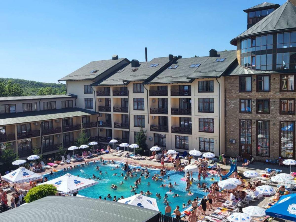 Сонячна Долина Готель Фортеця Boyany Exterior foto